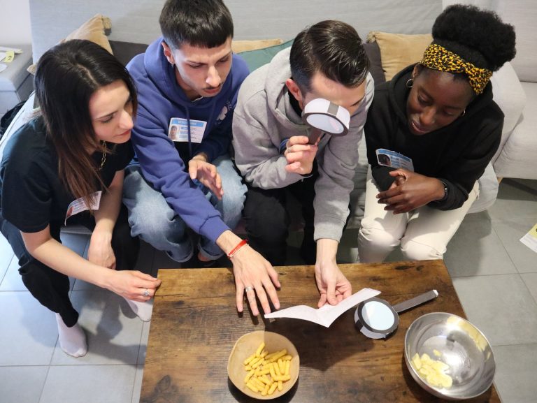 etudiants jeu escape game